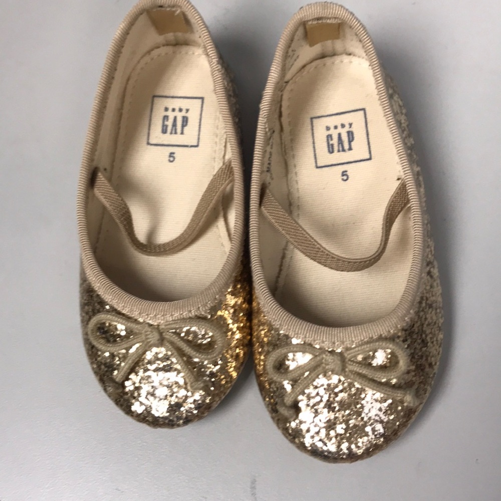 Gap sparkle gold flats